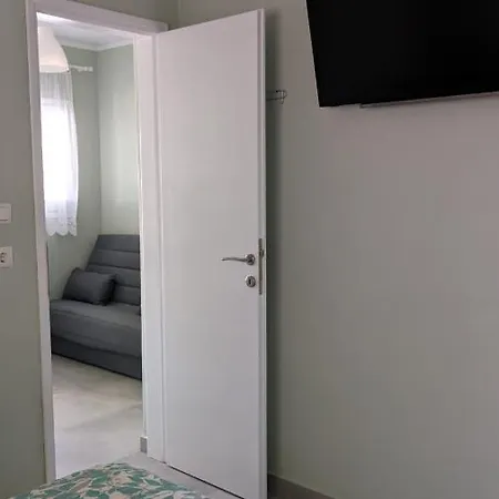 Garlis Apartments Psakoudia Exterior photo